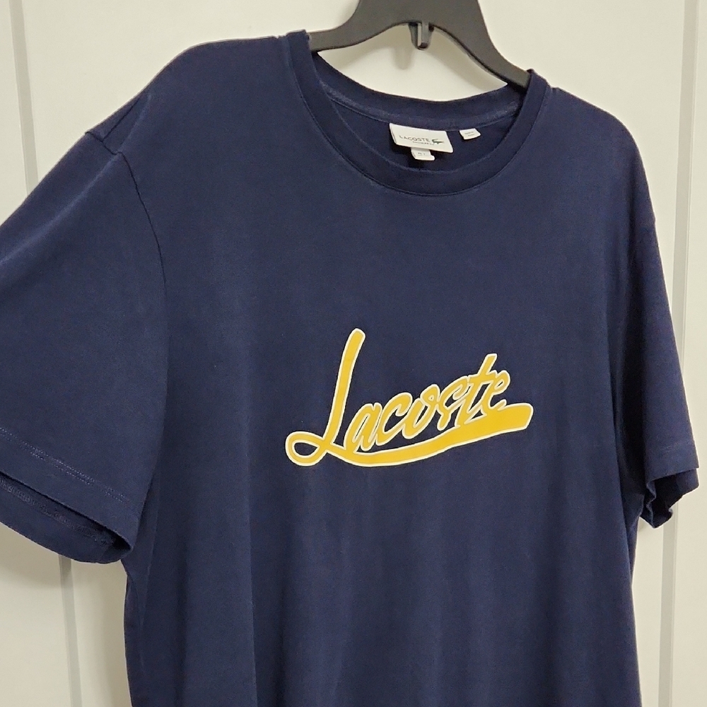 Men's Lacoste Signature Crew Neck Short-Sleeve T-Shirt - Picture 4 of 7